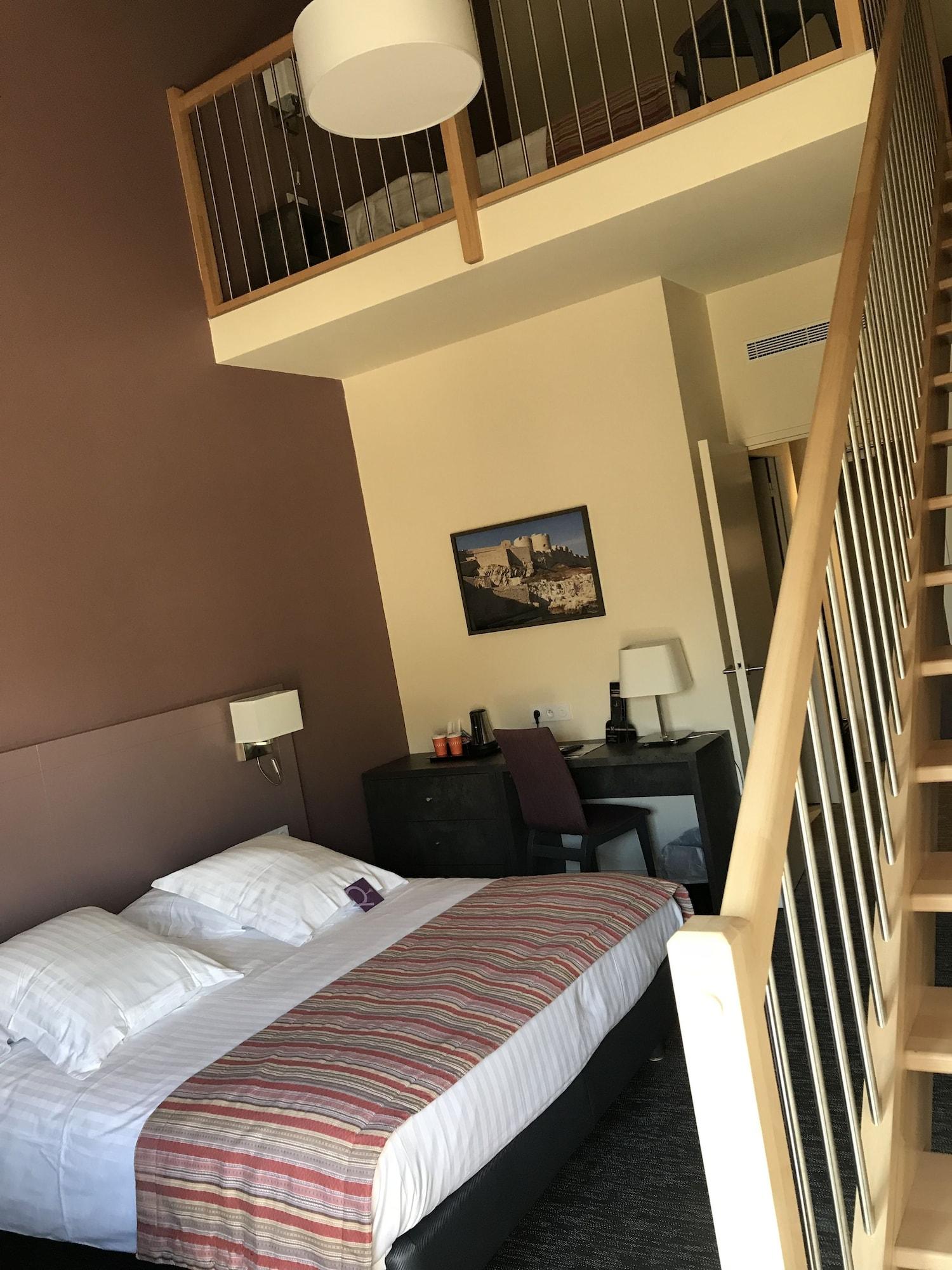 Mercure Aix-En-Provence Sainte-Victoire Châteauneuf-le-Rouge エクステリア 写真