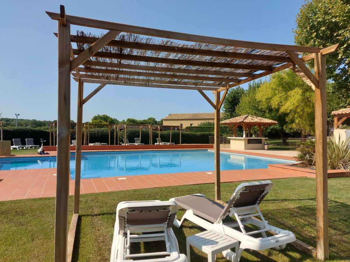 Mercure Aix-En-Provence Sainte-Victoire Châteauneuf-le-Rouge エクステリア 写真