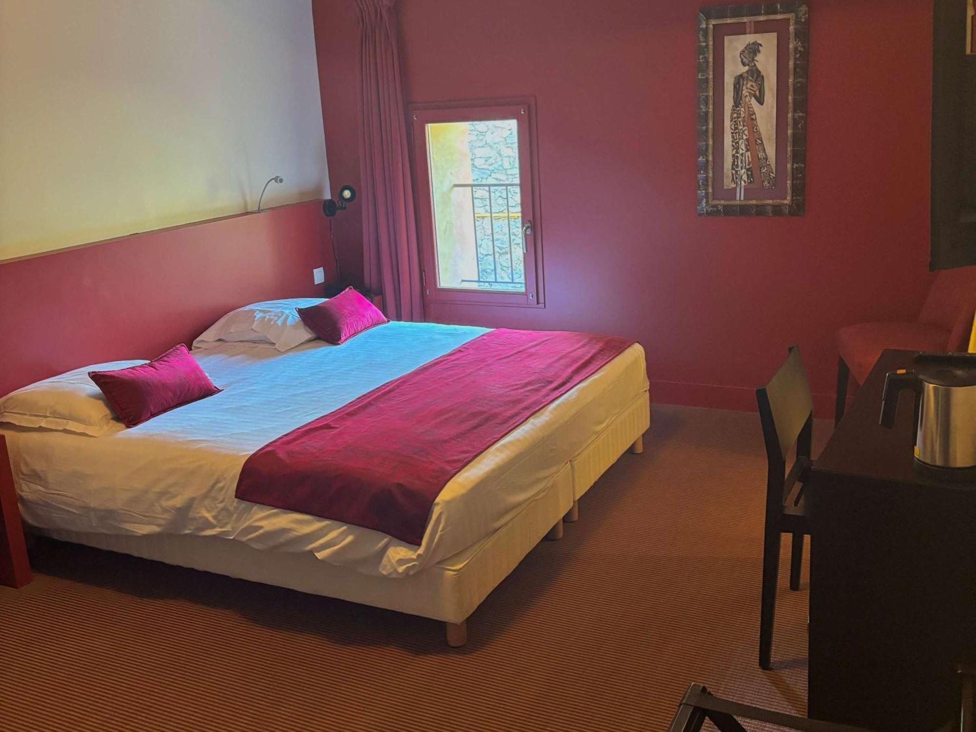 Mercure Aix-En-Provence Sainte-Victoire Châteauneuf-le-Rouge エクステリア 写真