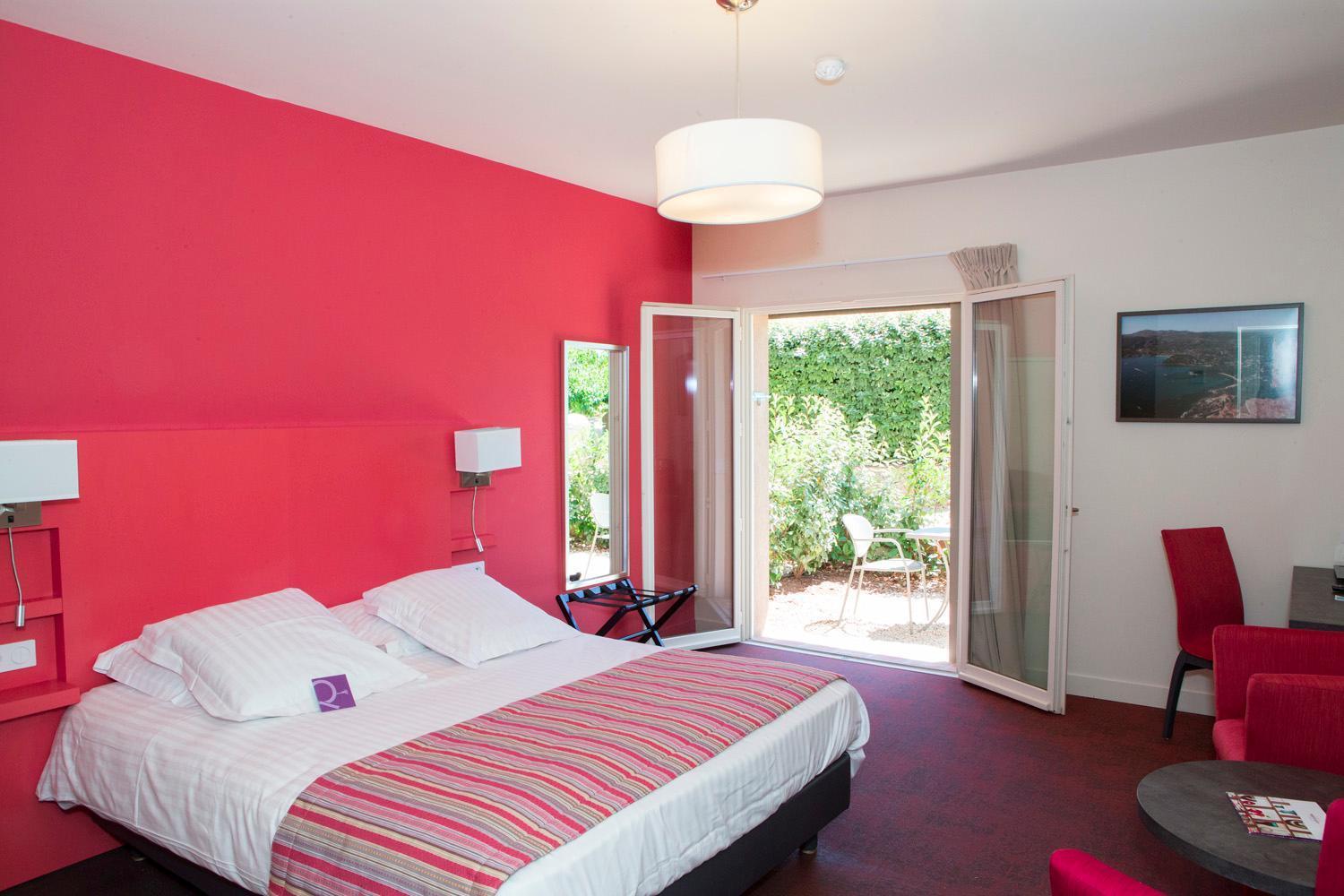 Mercure Aix-En-Provence Sainte-Victoire Châteauneuf-le-Rouge エクステリア 写真
