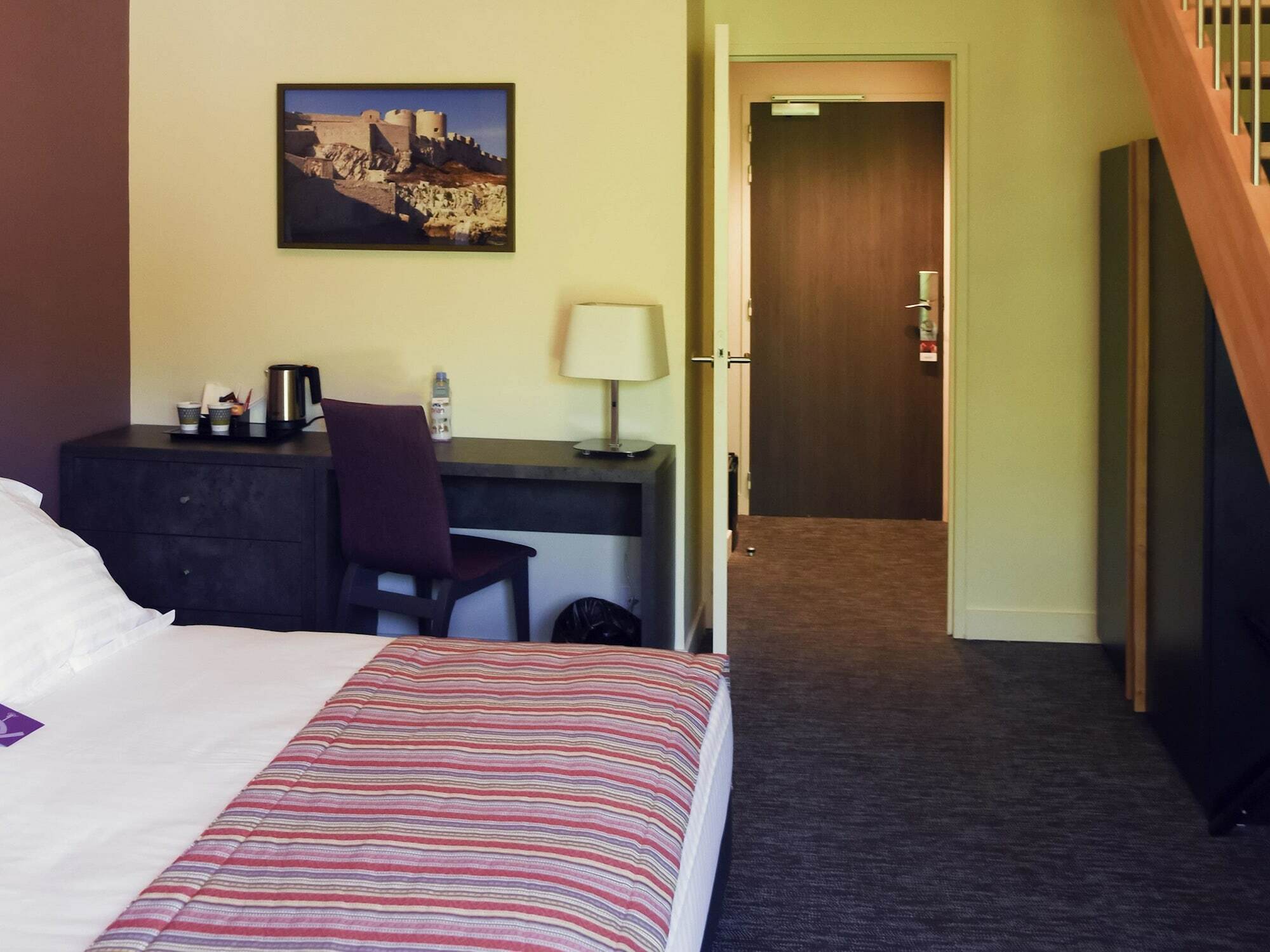 Mercure Aix-En-Provence Sainte-Victoire Châteauneuf-le-Rouge エクステリア 写真